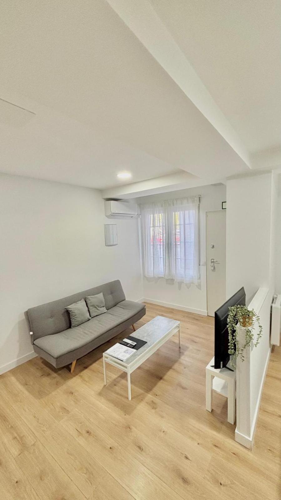 Ferienwohnung Lofts 4Towers - La Paz Madrid Zimmer foto